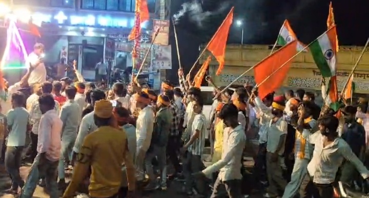 लखीमपुर खीरी के निघासन में 14 अगस्त 2026 को हर घर तिरंगा, हर मन तिरंगा अभियान के तहत विशाल तिरंगा यात्रा निकली। लोगों ने देशभक्ति की मिसाल पेश की।